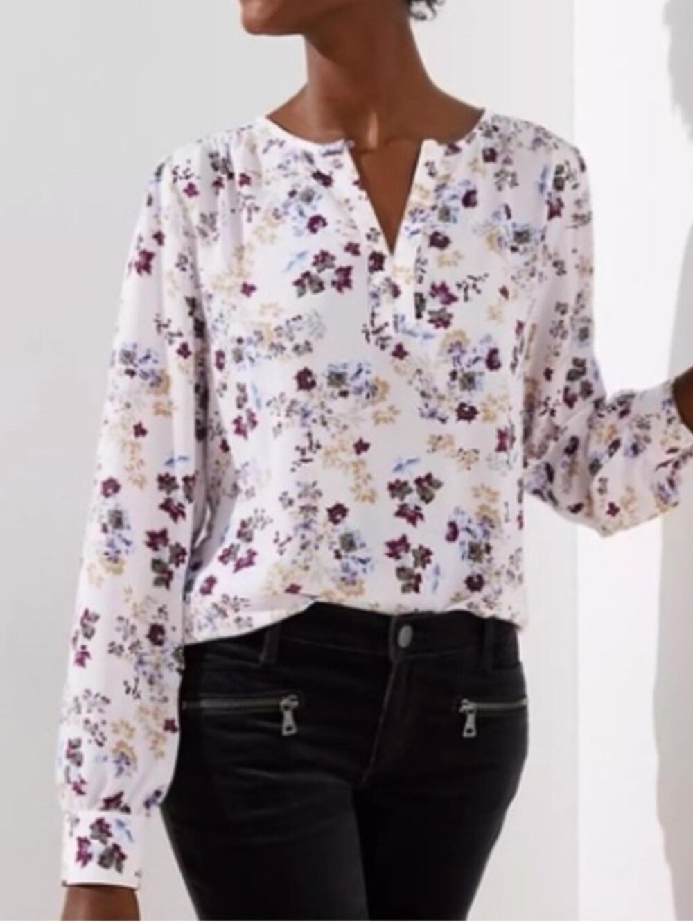 LOFT Women’s Floral Split-Neck Blouse - White Floral